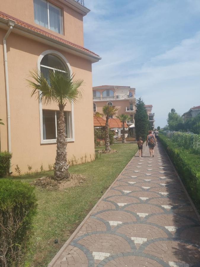 Hacienda Beach Apartment Mit Meerblick Созополь Экстерьер фото