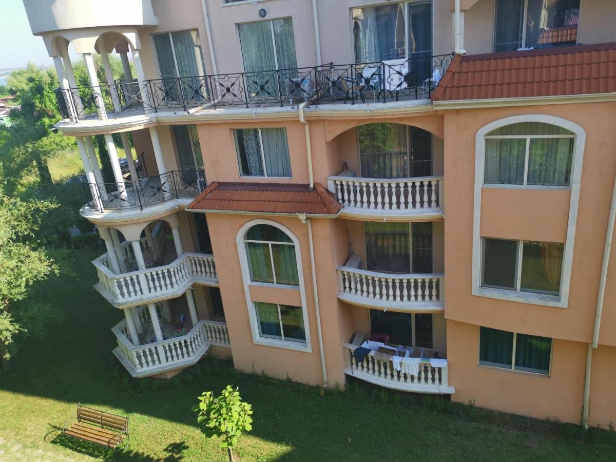 Hacienda Beach Apartment Mit Meerblick Созополь Экстерьер фото
